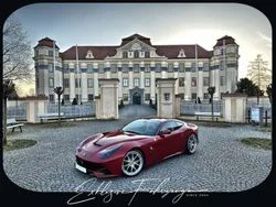 Rot Gebraucht 2013 Ferrari F12 Coupé | 269.000 € (Teuer)