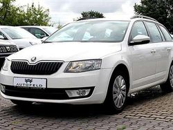 Weiss Gebraucht 2013 Skoda Octavia Limousine | 10.950 € (Fairer Preis)
