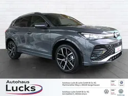 Delfingrau metallic Gebraucht 2024 VW Tiguan Sound SUV | 49.850 €