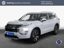 Weiß Neu 2025 Mitsubishi Outlander P-HEV Edition SUV | 51.942 € (Fairer Preis)