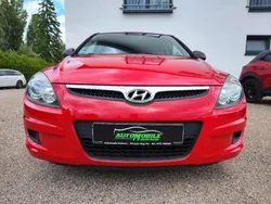 Rot Gebraucht 2009 Hyundai i30 Limousine | 4.990 € (Teuer)