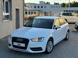Weiß Gebraucht 2015 Audi A3 Sportback Attraction Limousine | 13.490 € (Guter Preis)