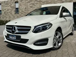 Weiß Gebraucht 2017 Mercedes B250 Van / Kleinbus | 19.990 € (Fairer Preis)