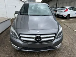 Grau Gebraucht 2013 Mercedes B180 Sport Van / Kleinbus | 12.499 € (Fairer Preis)