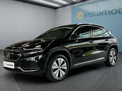 Schwarz Gebraucht 2022 Mercedes EQA250 SUV | 33.199 € (Fairer Preis)