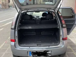 Grau Gebraucht 2007 Opel Meriva Edition Van / Kleinbus | 2.000 € (Guter Preis)
