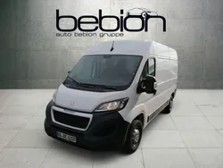 Weiß Gebraucht 2023 Peugeot Boxer Van | 26.480 € (Fairer Preis)