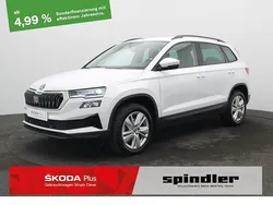 Moonweiss metallic Gebraucht 2024 Skoda Karoq Selection SUV | 29.580 € (Guter Preis)