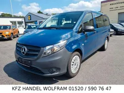 Blau Gebraucht 2021 Mercedes Vito Van / Kleinbus | 28.900 € (Fairer Preis)