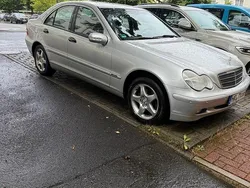 Grau Gebraucht 2004 Mercedes C200 Limousine | 3.500 € (Fairer Preis)
