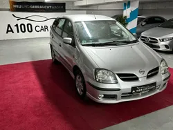 Silver (m) Gebraucht 2005 Nissan Almera Tino Acenta+ Van / Kleinbus | 4.499 € (Etwas zu teuer)