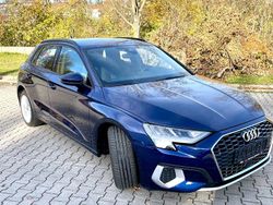Blau Gebraucht 2022 Audi A3 Sportback e-tron Advanced Kleinwagen | 32.500 €