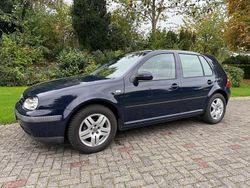 Blau Gebraucht 2003 VW Golf IV Kleinwagen | 2.750 € (Teuer)