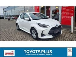 Weiß Gebraucht 2022 Toyota Yaris Hybrid Limousine | 17.590 € (Superpreis)