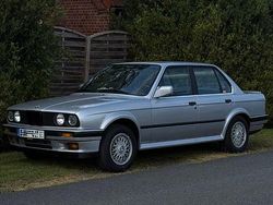 Silber Gebraucht 1991 BMW 325 Limousine | 15.950 €
