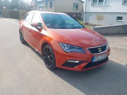 Orange Gebraucht 2018 Seat Leon ST FR Kombi | 19.000 €