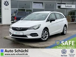 Weiß Gebraucht 2021 Opel Astra Edition Kombi | 14.870 € (Fairer Preis)