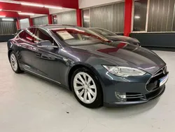 Grau Gebraucht 2014 Tesla Model S Limousine | 19.400 € (Guter Preis)