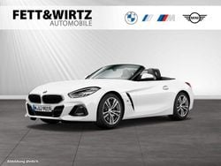 Weiß Gebraucht 2024 BMW Z4 Efficient Dynamics Cabrio | 37.853 € (Guter Preis)