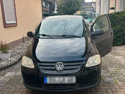 Schwarz Gebraucht 2005 VW Fox Kleinwagen | 600 € (Superpreis)
