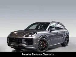 Grau Gebraucht 2025 Porsche Cayenne GTS SUV | 142.980 € (Superpreis)