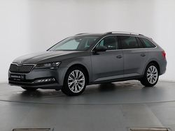 Graphitegrau metallic Gebraucht 2022 Skoda Superb Style Limousine | 27.889 € (Superpreis)