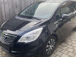 Schwarz Gebraucht 2011 Opel Meriva Selection Van / Kleinbus | 4.400 € (Etwas zu teuer)