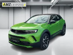 Lackierung matcha green/typ aussenv Gebraucht 2023 Opel Mokka-e Elegance SUV | 21.890 € (Fairer Preis)