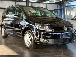 Schwarz Gebraucht 2014 VW Touran Trendline Van / Kleinbus | 9.990 € (Fairer Preis)