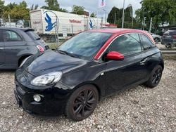 Schwarz Gebraucht 2016 Opel Adam Unlimited Kleinwagen | 6.900 € (Fairer Preis)