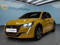 Gelb Gebraucht 2023 Peugeot e-208 Kleinwagen | 20.399 € (Fairer Preis)