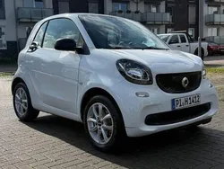 Weiß Gebraucht 2018 Smart ForTwo Coupé Coupé | 9.900 € (Guter Preis)