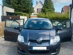 Grau Gebraucht 2009 Toyota Auris Sol Limousine | 4.300 € (Guter Preis)