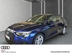 Navarrablau metallic Gebraucht 2021 Audi A3 Sportback e-tron Ambiente Limousine | 22.888 € (Fairer Preis)