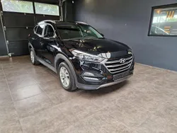 Schwarz Gebraucht 2016 Hyundai Tucson Intro Edition SUV | 15.999 € (Fairer Preis)