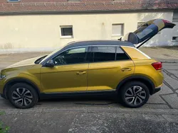 Gold Gebraucht 2021 VW T-Roc Active SUV | 20.999 € (Fairer Preis)