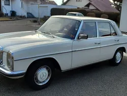 Weiß Gebraucht 1974 Mercedes W114 Limousine | 21.200 €