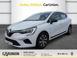 Arktisweiß Gebraucht 2022 Renault Clio V Equilibre Limousine | 12.995 € (Guter Preis)