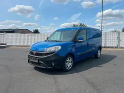 Blau Gebraucht 2017 Fiat Doblò Van / Kleinbus | 6.999 €