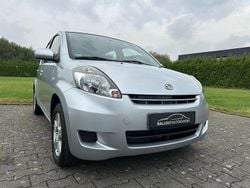 Silber Gebraucht 2008 Daihatsu Sirion Kleinwagen | 1.250 € (Superpreis)