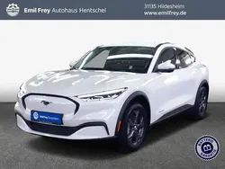 Starweiß metallic Gebraucht 2023 Ford Mustang Mach-E SUV | 34.785 € (Superpreis)