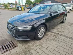 Schwarz Gebraucht 2015 Audi A4 Attraction Kombi | 13.600 € (Fairer Preis)