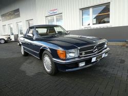 Blau Gebraucht 1986 Mercedes SL300 Cabrio | 52.900 €