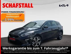 Schwarz ((1k) zilinaschwarz met.) Gebraucht 2022 Kia Ceed Spirit Limousine | 21.979 € (Fairer Preis)