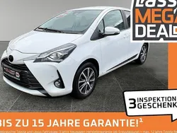 Weiß Gebraucht 2020 Toyota Yaris Limousine | 14.280 € (Guter Preis)
