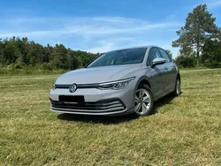 Grau Gebraucht 2020 VW Golf VIII Limousine | 17.650 € (Guter Preis)