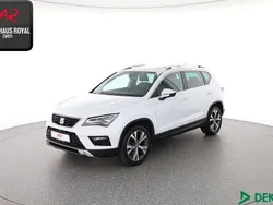 Weiss (metallic) Gebraucht 2018 Seat Ateca 4Drive SUV | 23.880 € (Etwas zu teuer)