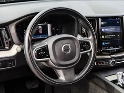 Schwarz Gebraucht 2021 Volvo XC60 Inscription SUV | 36.340 € (Fairer Preis)