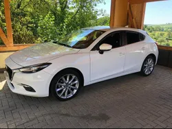 Weiß Gebraucht 2017 Mazda 3 Limousine | 14.399 € (Teuer)