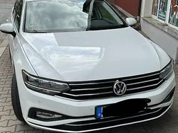 Weiß Gebraucht 2020 VW Passat Kombi | 17.000 € (Fairer Preis)